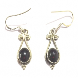 E0068-Nice Earring made with Beautiful Garnet Stone and Sterling Silver