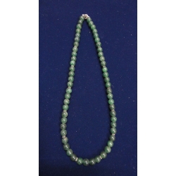 Necklace Of green Zade with silver rings